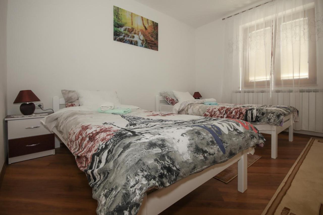 Apartman Lucija & Luka Otočac 外观 照片
