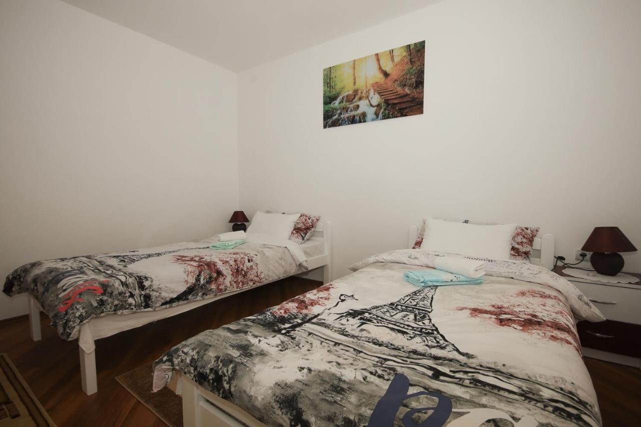 Apartman Lucija & Luka Otočac 外观 照片